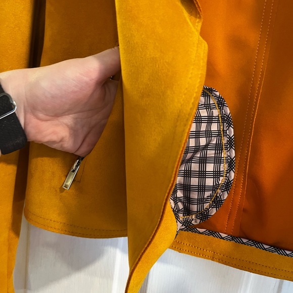 Mustard Philosophy Jacket - Picture 5 of 8